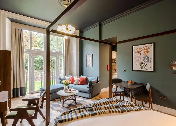 Tyndall\'S Park - Your Apartment