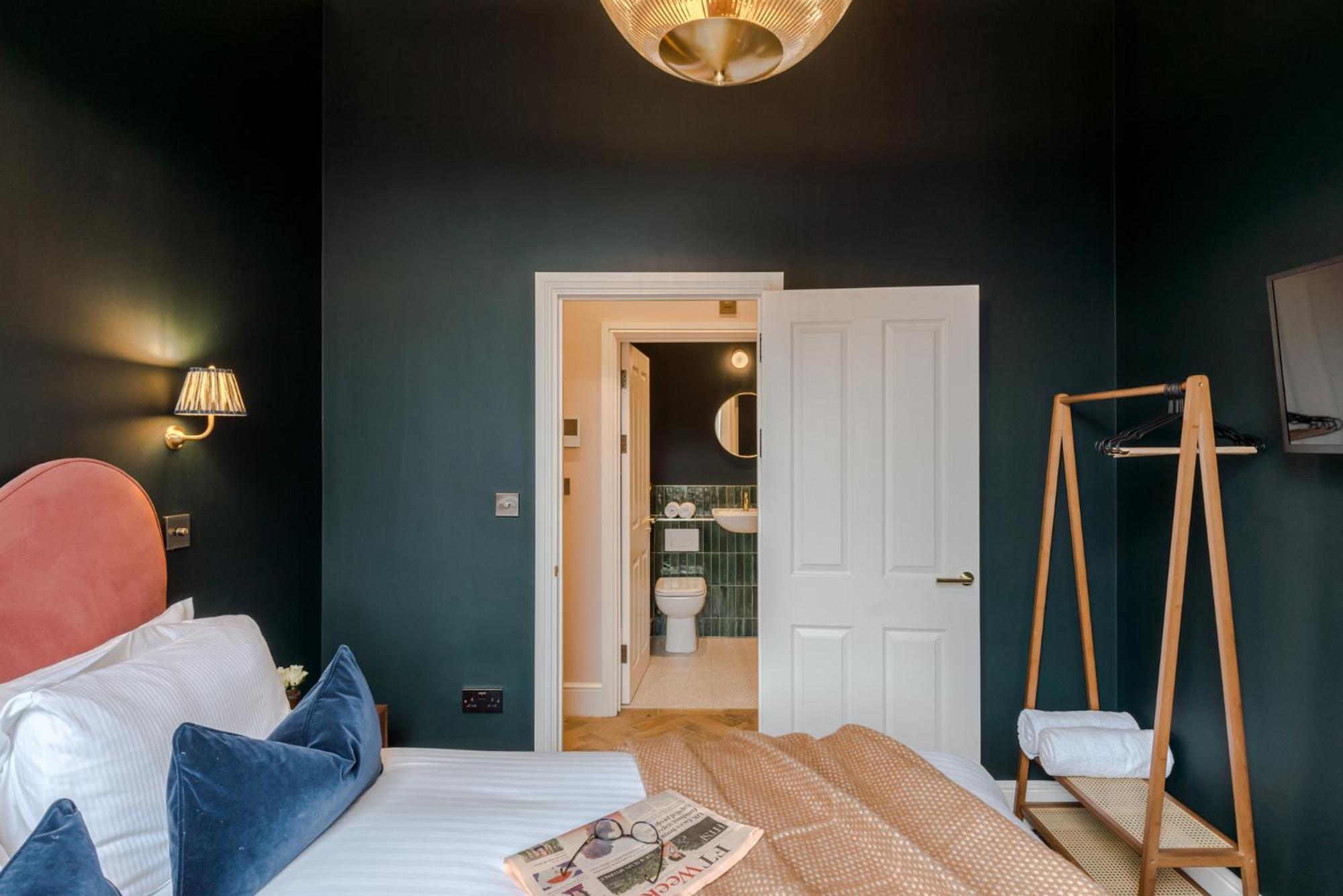 Tyndall's Park - Your Apartment